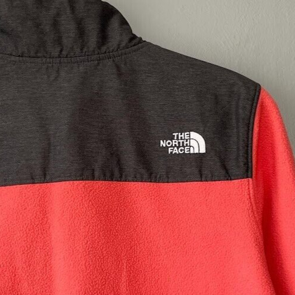 The North Face Womens Size Medium Coral Fleece Tundra 1/4 Snap Jacket Gorpcore - Picture 7 of 10